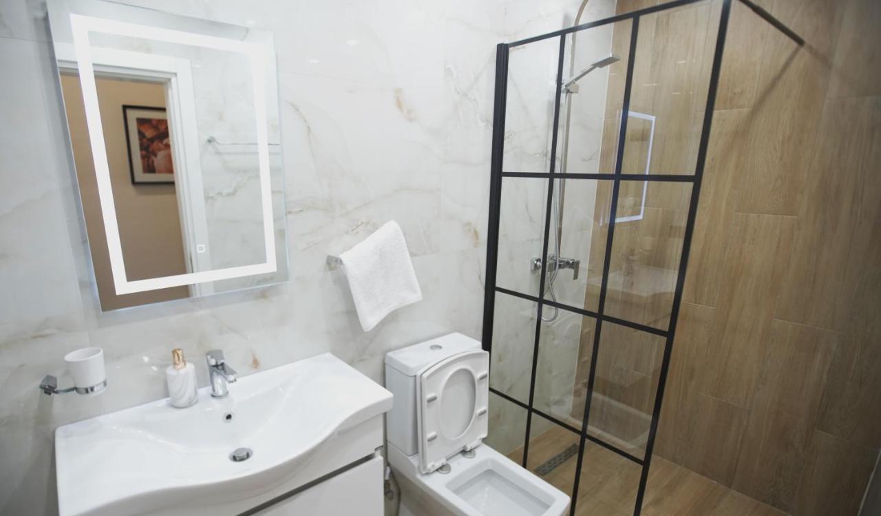 Daily Rent Studio Apartments Тирана Екстериор снимка