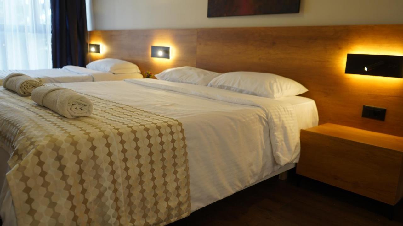 Daily Rent Studio Apartments Тирана Екстериор снимка