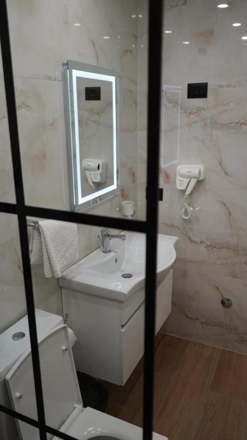 Daily Rent Studio Apartments Тирана Екстериор снимка