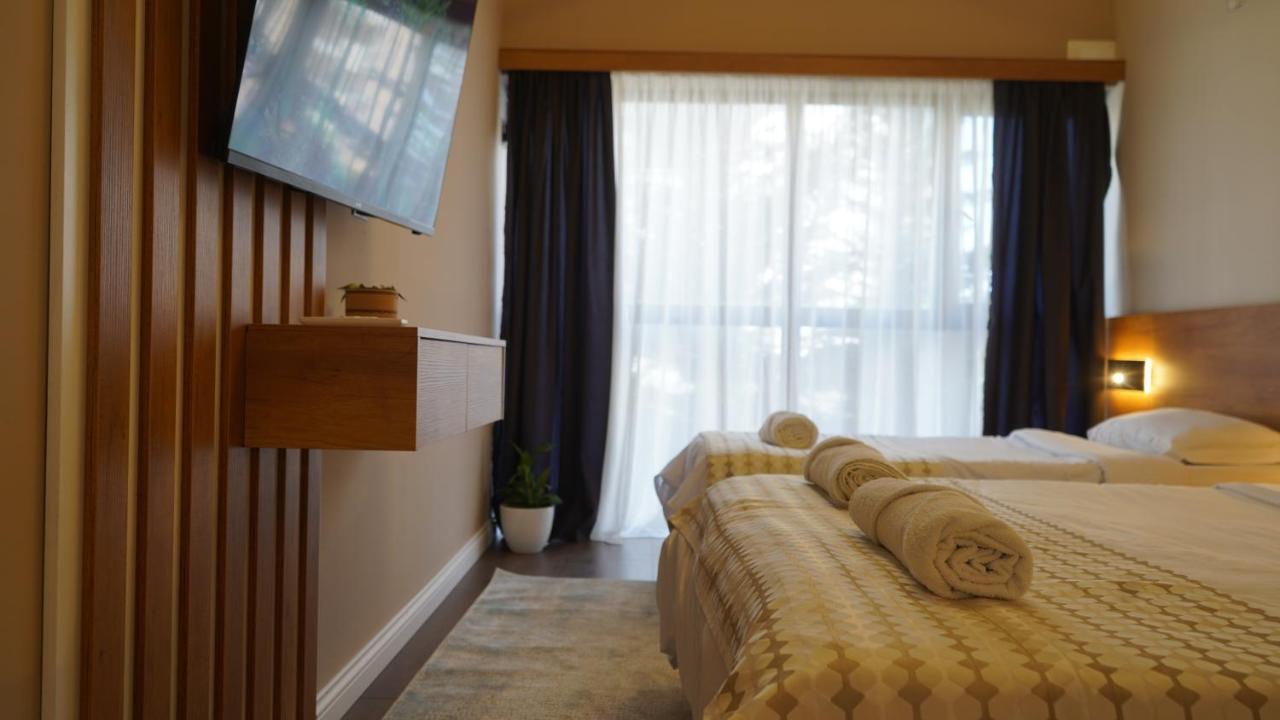 Daily Rent Studio Apartments Тирана Екстериор снимка