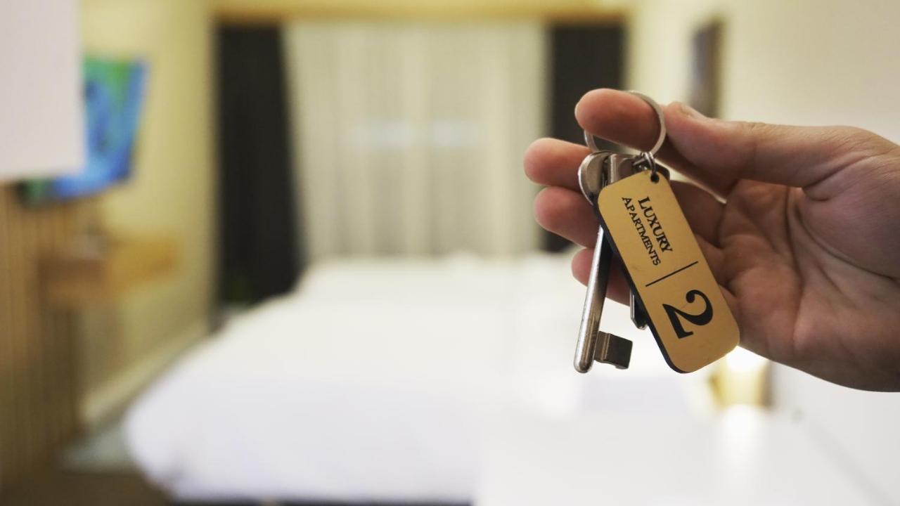 Daily Rent Studio Apartments Тирана Екстериор снимка